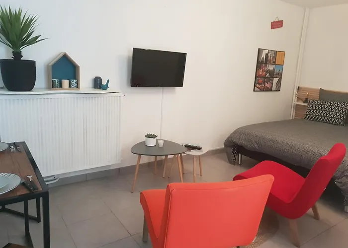 Le Garden Central Studio